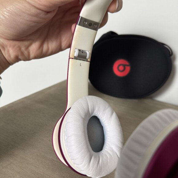 Beats by Dr. Drea Fushia Pink w/ case - Picture 5 of 8